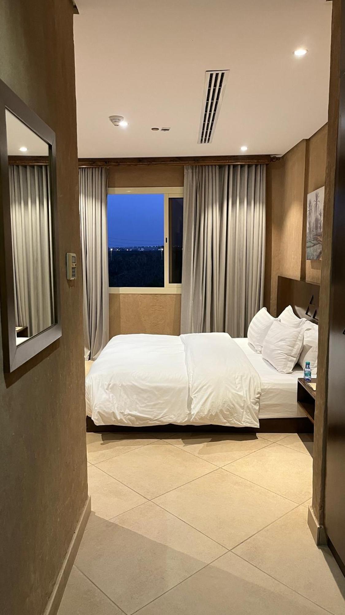 Al Malfa Resort Унайза Екстериор снимка